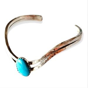 NATIVE AMERICAN Navajo - Vintage Child's Silver and Turquoise Cuff